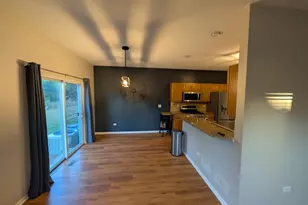 671 Fieldcrest Dr, South Elgin, IL 60177 - Photo 3