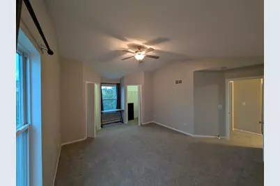 671 Fieldcrest Drive, South Elgin, IL 60177 - Photo 19