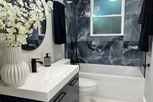 15737 Dante Dr, South Holland, IL 60473 - Photo 11