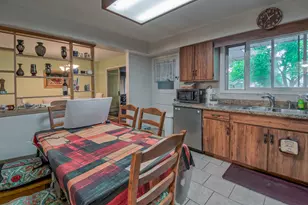 3026 Glenway Dr, Northbrook, IL 60062 - Photo 7