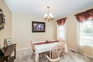 1284 Olive Ln, Hampshire, IL 60140 - Photo 19