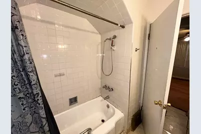 [Address not provided], Chicago, IL 60619 - Photo 11