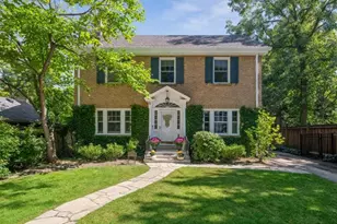 305 Poplar St, Winnetka, IL 60093 - Photo 1