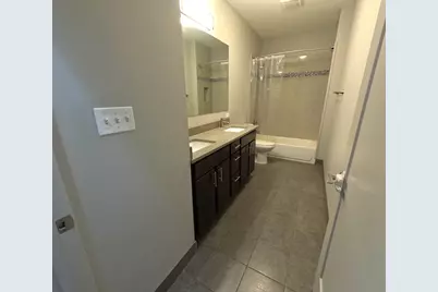 1432 W 21st Street #321, Chicago, IL 60608 - Photo 3