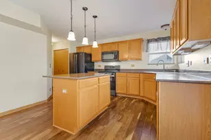 1832 Yasgur Dr, Woodstock, IL 60098 - Photo 17