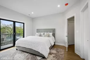 6242 S Greenwood Ave, Chicago, IL 60637 - Photo 11