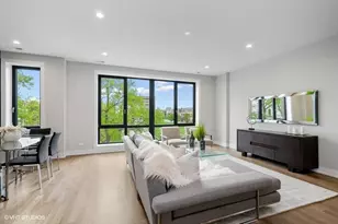 6242 S Greenwood Ave, Chicago, IL 60637 - Photo 3