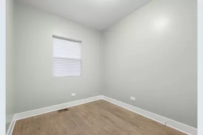 9134 S Avalon Avenue, Chicago, IL 60619 - Photo 23