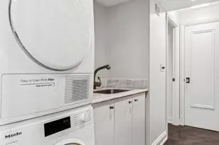 1040 N Lake Shore Dr, Chicago, IL 60611 - Photo 11