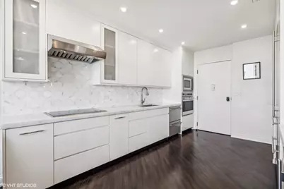 1040 N Lake Shore Drive #26B, Chicago, IL 60611 - Photo 9