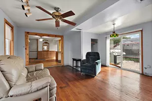 9827 Melvina Ave, Oak Lawn, IL 60453 - Photo 7