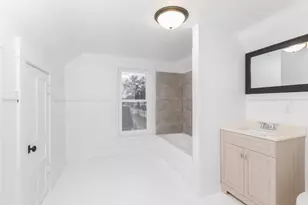 220 W Bennett St, Pontiac, IL 61764 - Photo 33