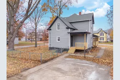 220 W Bennett Street, Pontiac, IL 61764 - Photo 9
