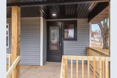 220 W Bennett Street, Pontiac, IL 61764 - Photo 5