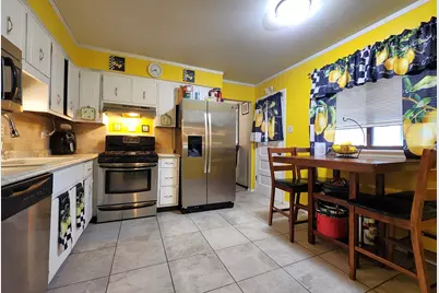 3461 S Manor Drive, Lansing, IL 60438 - Photo 9