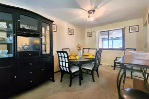 3461 S Manor Dr, Lansing, IL 60438 - Photo 7