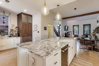 1951 W Evergreen Avenue, Chicago, IL 60622 - Photo 7