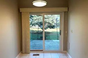 1227 S Parkside Dr N, Palatine, IL 60067 - Photo 9