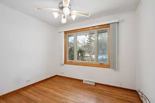 518 E Niagara Ave, Schaumburg, IL 60193 - Photo 11