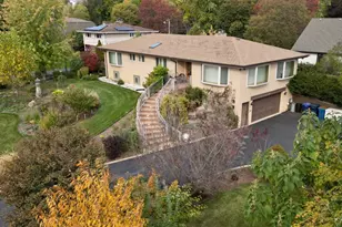 518 E Niagara Ave, Schaumburg, IL 60193 - Photo 1