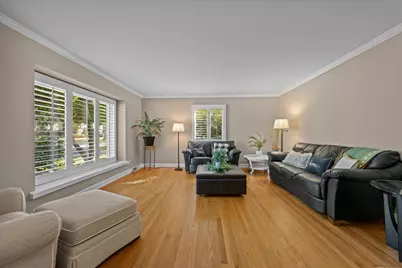 1221 N Loomis Street, Naperville, IL 60563 - Photo 9