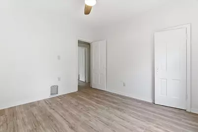 3010 Ezekiel Avenue, Zion, IL 60099 - Photo 15