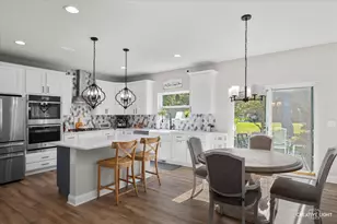 24539 Bantry Dr, Shorewood, IL 60404 - Photo 7