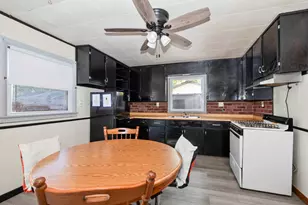 2116 Hanover St, Joliet, IL 60433 - Photo 5