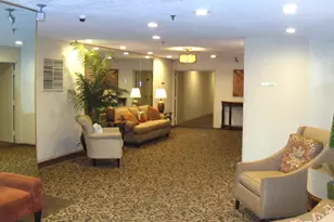 125 Acacia Cir, Indian Head Park, IL 60525 - Photo 3