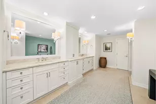 100 E Huron St, Chicago, IL 60611 - Photo 31