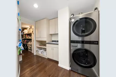 100 E Huron Street #4503, Chicago, IL 60611 - Photo 39