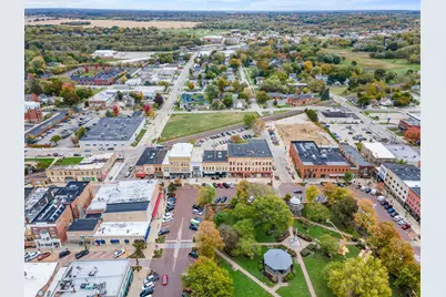 200 E Judd Street, Woodstock, IL 60098 - Photo 23