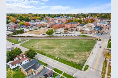 200 E Judd Street, Woodstock, IL 60098 - Photo 11