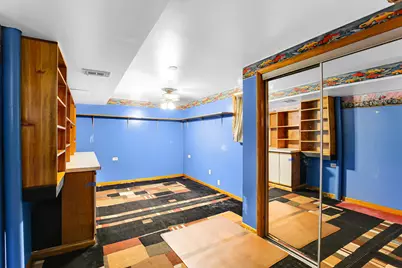 9221 Raymond Avenue, Oak Lawn, IL 60453 - Photo 17