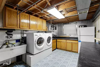 9221 Raymond Avenue, Oak Lawn, IL 60453 - Photo 19