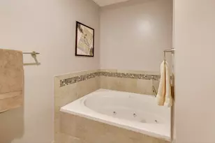 1378 N Wolcott Ave, Chicago, IL 60610 - Photo 11