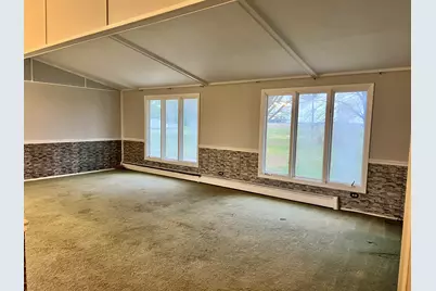 106 Lakeview Drive, Gibson City, IL 60936 - Photo 5