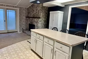 106 Lakeview Dr, Gibson City, IL 60936 - Photo 13