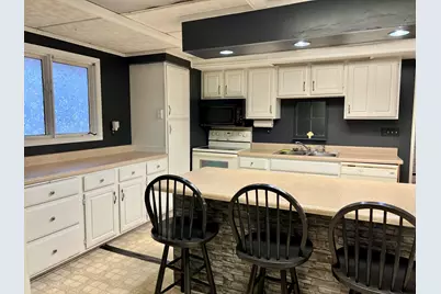 106 Lakeview Drive, Gibson City, IL 60936 - Photo 9