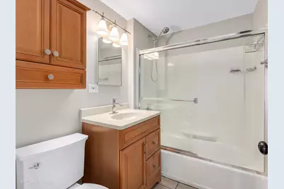 [Address not provided], Westmont, IL 60559 - Photo 17
