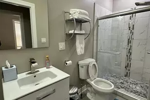 6807 S Calumet Ave, Chicago, IL 60637 - Photo 5