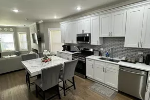 6807 S Calumet Ave, Chicago, IL 60637 - Photo 3