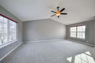 290 Remington Dr, Saint Charles, IL 60175 - Photo 19