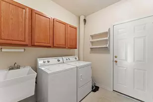 1390 Mackinaw Pl, Schererville, IN 46375 - Photo 21