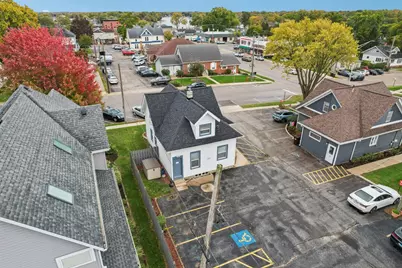 1305 Court Street, McHenry, IL 60050 - Photo 9