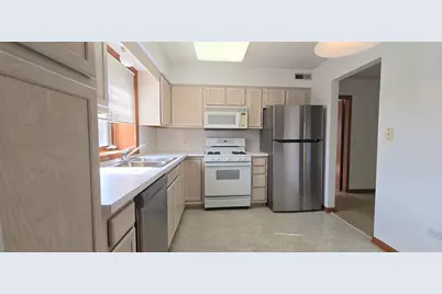 6430 W Berteau Avenue #203, Chicago, IL 60634 - Photo 11