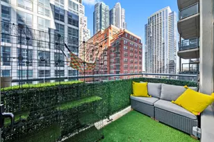 125 E 13th St, Chicago, IL 60605 - Photo 21