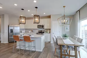 1638 Patterson Ave, North Aurora, IL 60542 - Photo 15