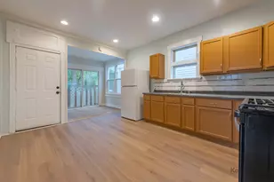 3311 N Kostner Ave, Chicago, IL 60641 - Photo 9