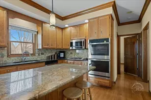 1404 Chelsea Ln, Naperville, IL 60565 - Photo 11